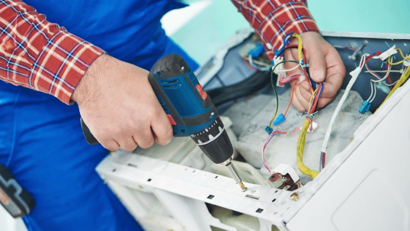 Kızılcahamam Amana Amana çamaşır makinesi kart tamiri – Su almama arızası orijinal parça ile giderildi. - Teknik servis örneği